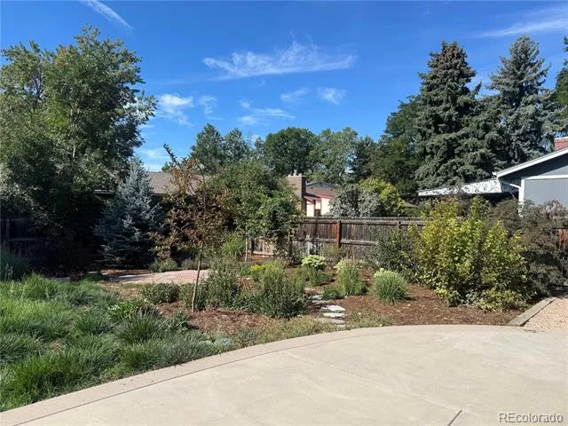 6085 W 82nd Drive Arvada, CO 80003