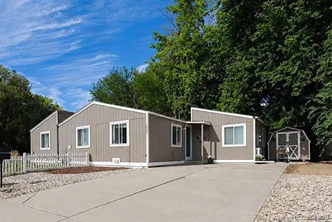 1057 E 5th Street