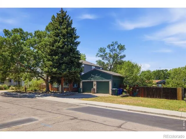 5325 S Crocker Street Littleton, CO 80120