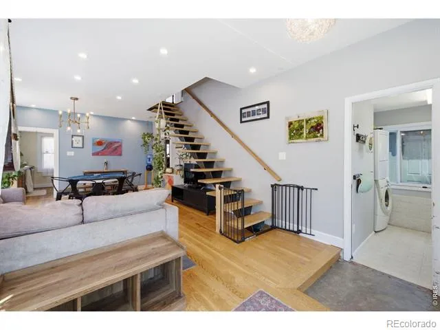 5325 S Crocker Street Littleton, CO 80120