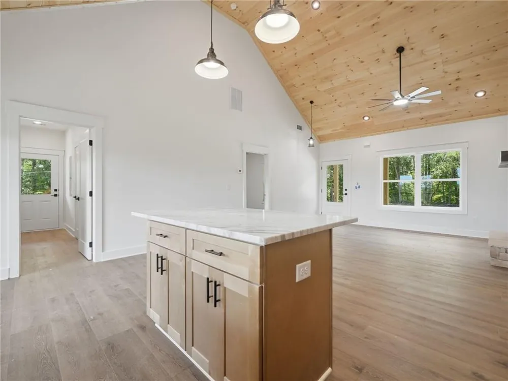 1521 Azure Lane Ranger, GA 30734
