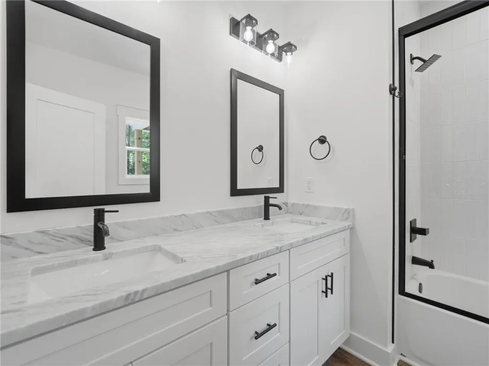 1521 Azure Lane Ranger, GA 30734