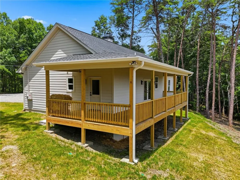 1521 Azure Lane Ranger, GA 30734