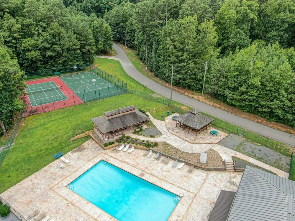 1521 Azure Lane Ranger, GA 30734