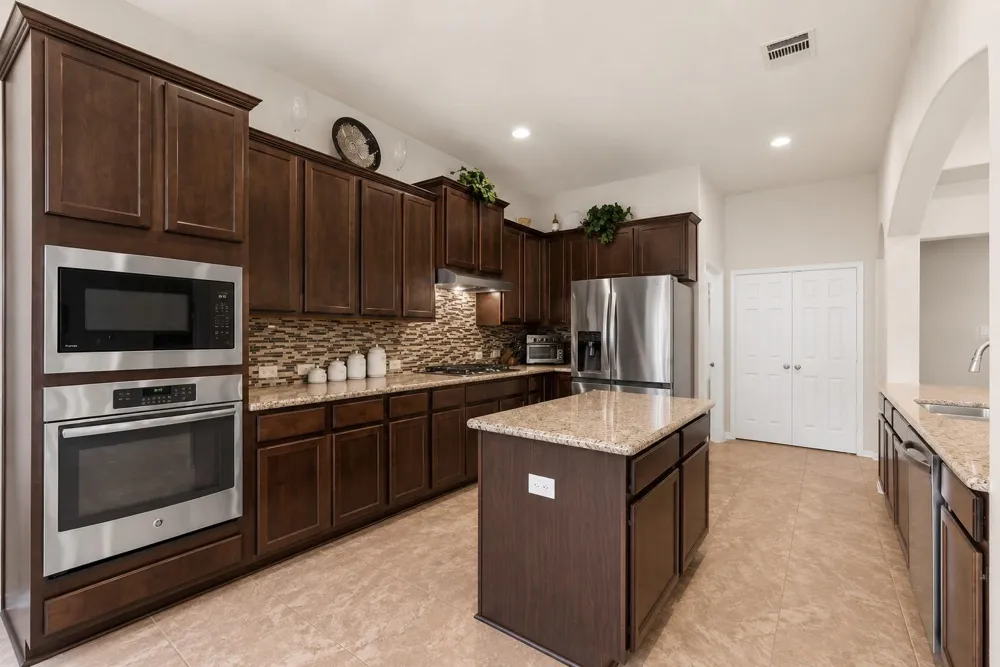 4329 S Meridian Greens Drive Dickinson, TX 77539