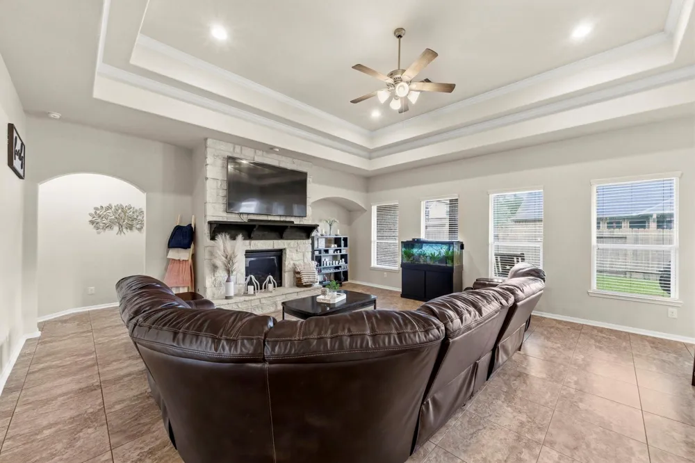 4329 S Meridian Greens Drive Dickinson, TX 77539