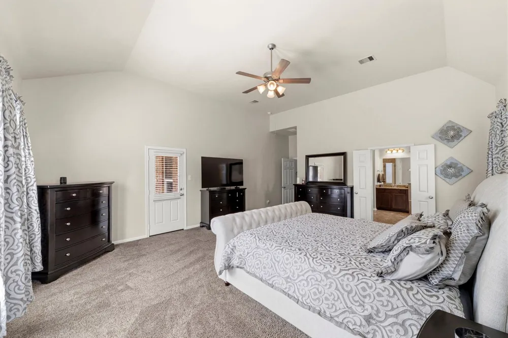 4329 S Meridian Greens Drive Dickinson, TX 77539