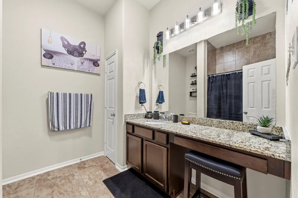 4329 S Meridian Greens Drive Dickinson, TX 77539