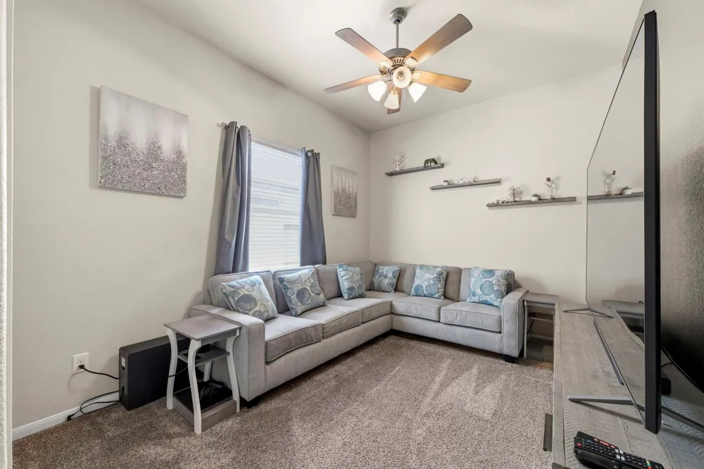4329 S Meridian Greens Drive Dickinson, TX 77539