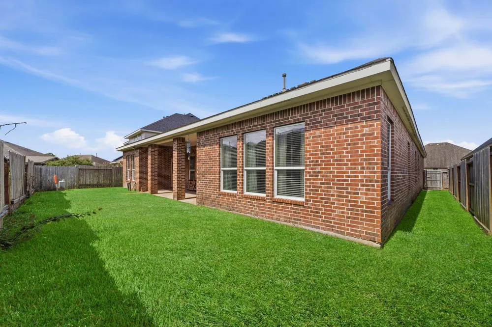 4329 S Meridian Greens Drive Dickinson, TX 77539