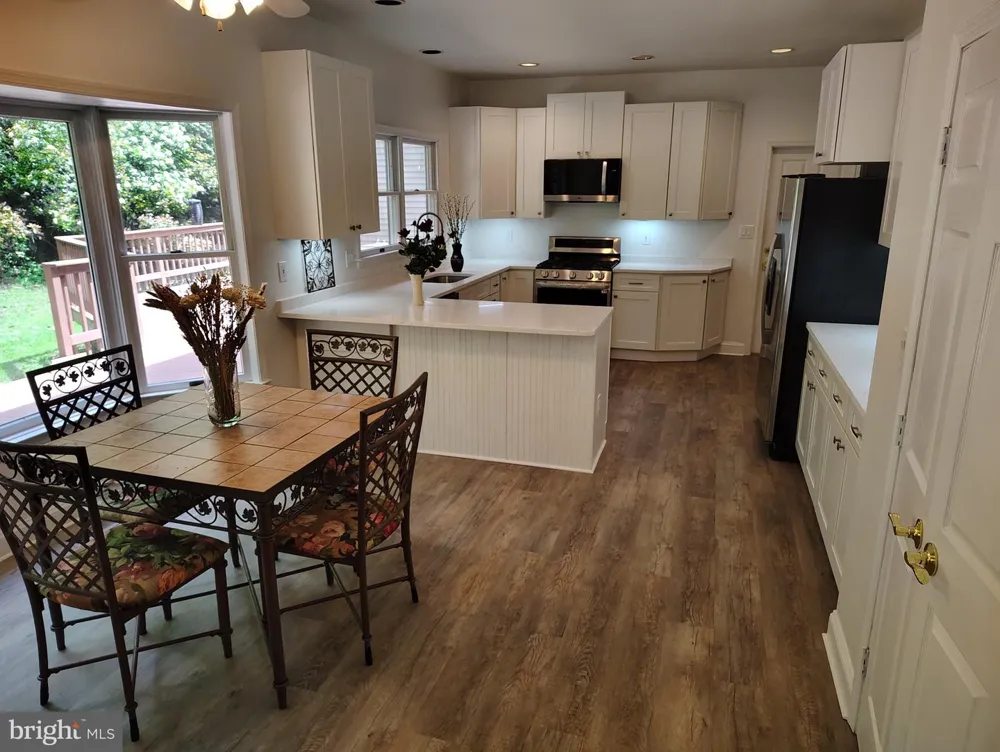 1711 RITCHIE HIGHWAY Annapolis, MD 21409
