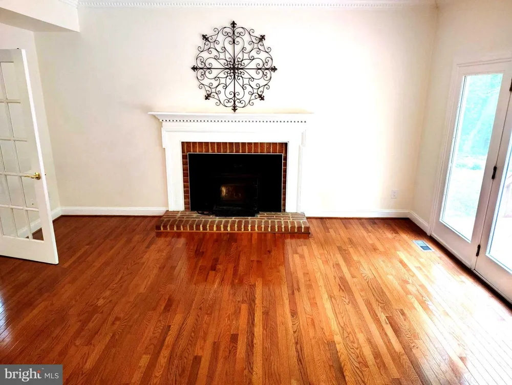 1711 RITCHIE HIGHWAY Annapolis, MD 21409