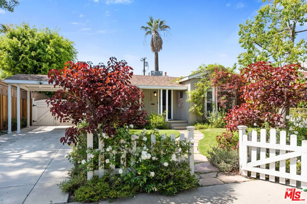 10933 Ayres Avenue Los Angeles, CA 90064