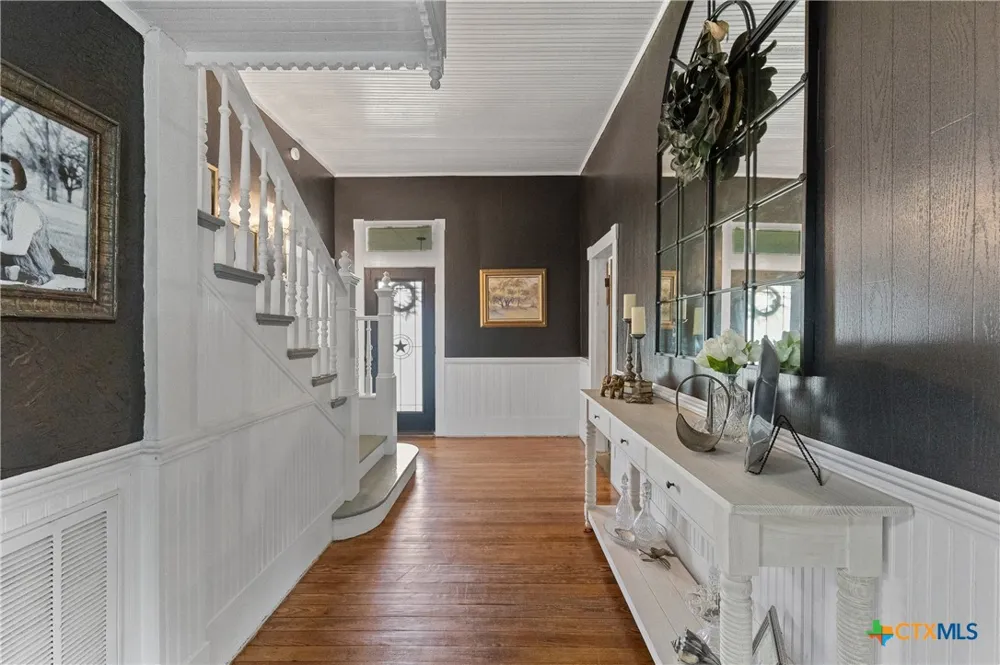 701 S Gilbert Road Edna, TX 77957