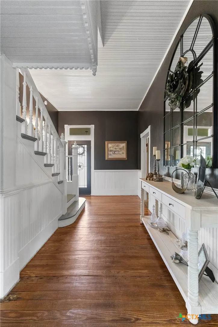 701 S Gilbert Road Edna, TX 77957