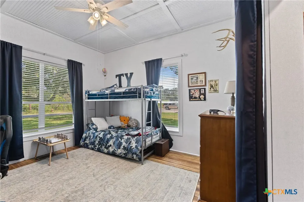 701 S Gilbert Road Edna, TX 77957