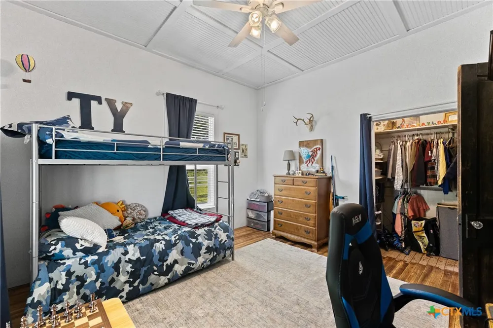 701 S Gilbert Road Edna, TX 77957
