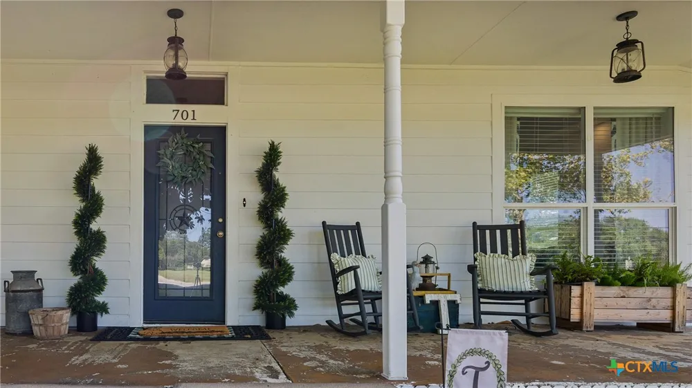 701 S Gilbert Road Edna, TX 77957