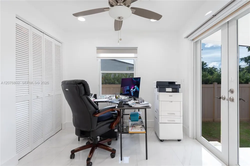 970 Plover Ave Miami Springs, FL 33166