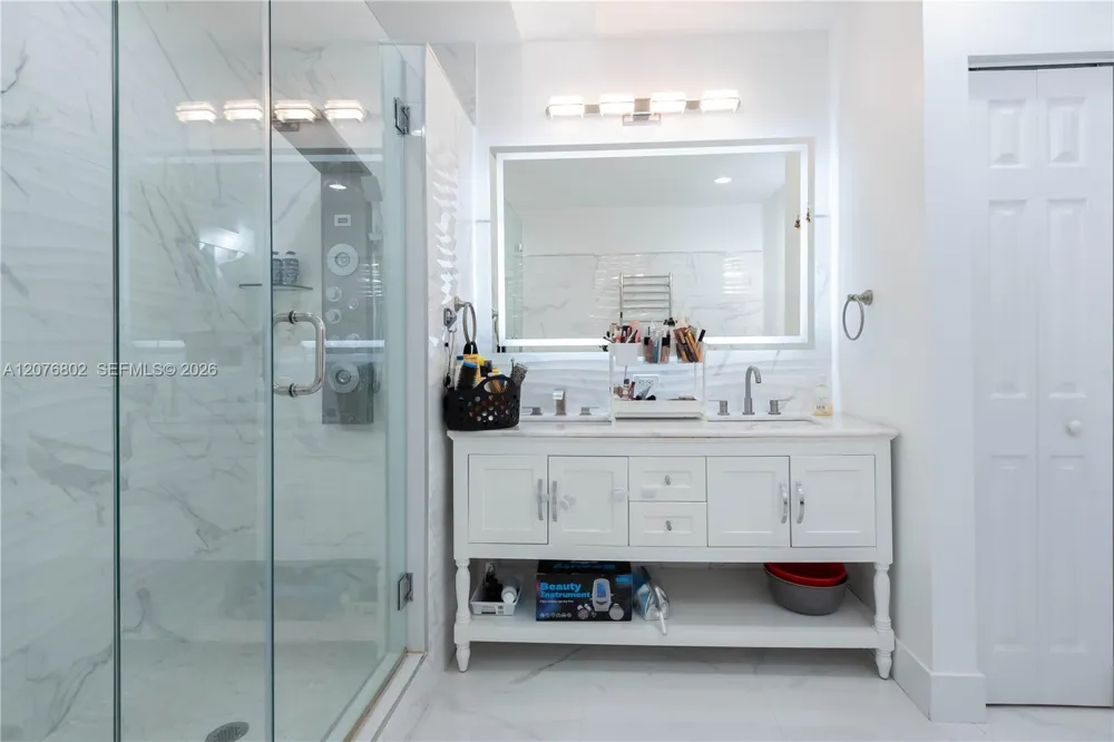 970 Plover Ave Miami Springs, FL 33166
