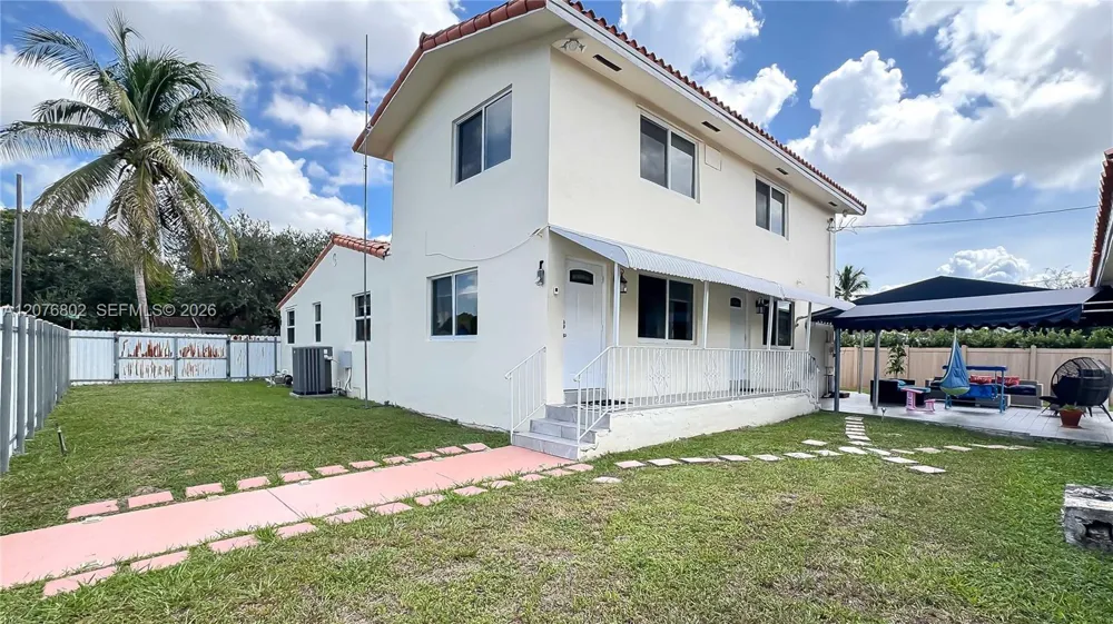 970 Plover Ave Miami Springs, FL 33166