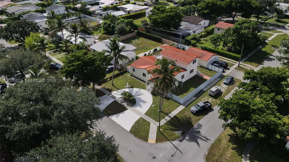 970 Plover Ave Miami Springs, FL 33166