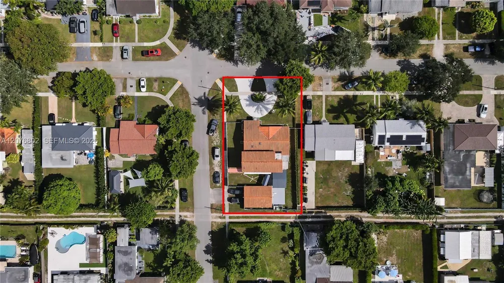 970 Plover Ave Miami Springs, FL 33166