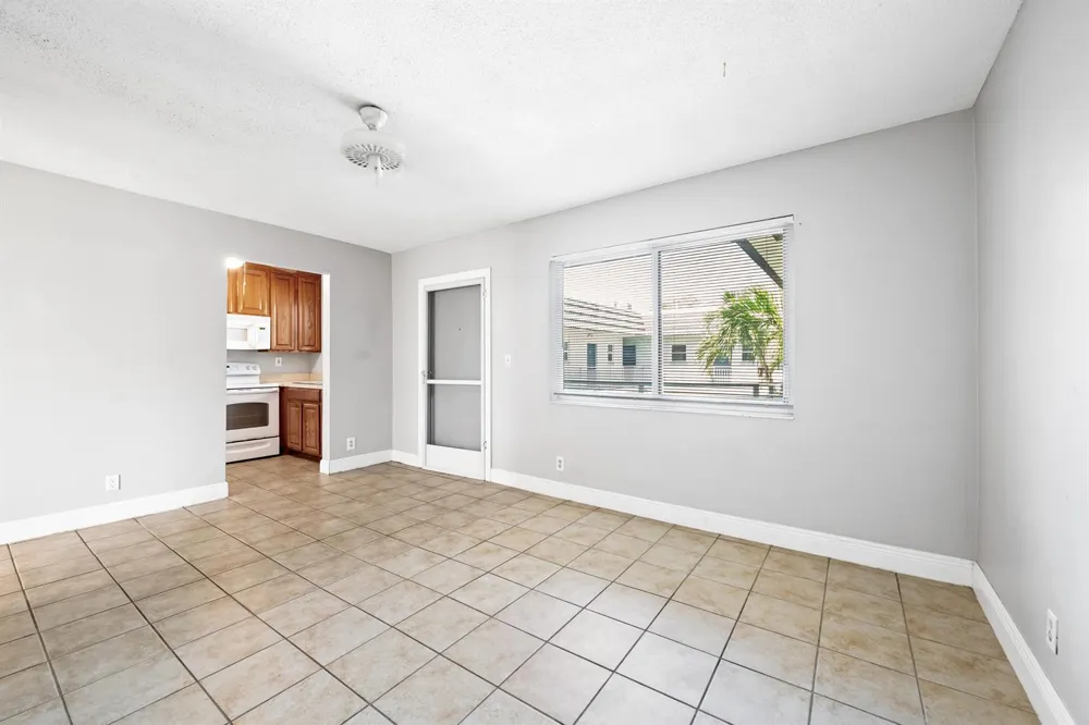 1001 SE 16TH STREET #15 Fort Lauderdale, FL 33316