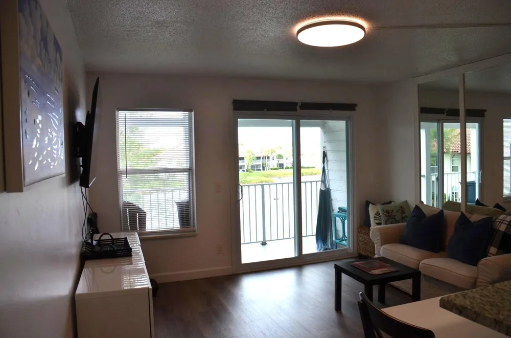 253 CYPRESS POINT DRIVE Palm Beach Gardens, FL 33418
