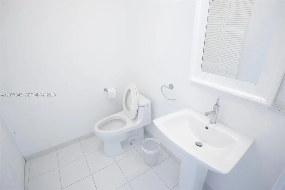3470 E Coast Ave #H1213 Miami, FL 33137