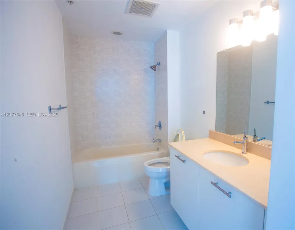 3470 E Coast Ave #H1213 Miami, FL 33137