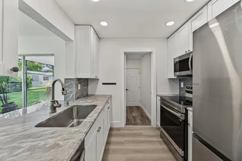 1190 NW 90TH AVENUE