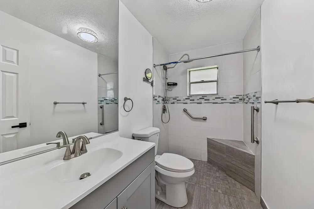1190 NW 90TH AVENUE Plantation, FL 33322