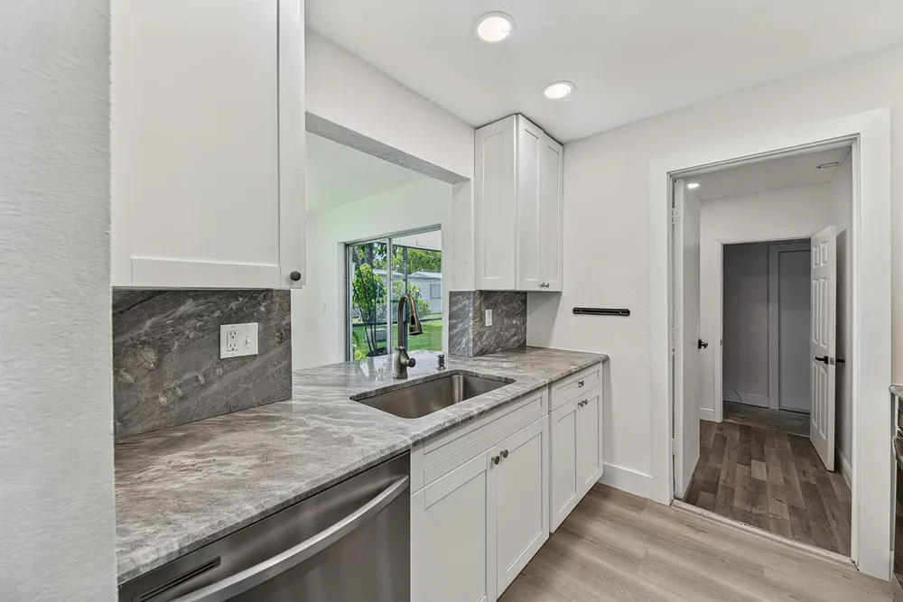 1190 NW 90TH AVENUE Plantation, FL 33322