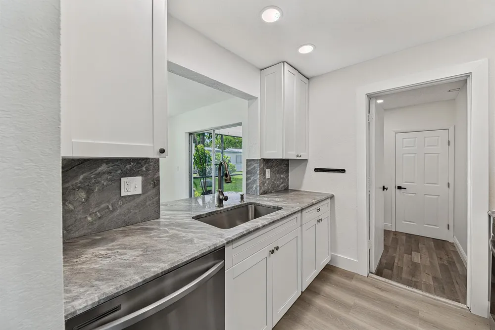 1190 NW 90TH AVENUE Plantation, FL 33322