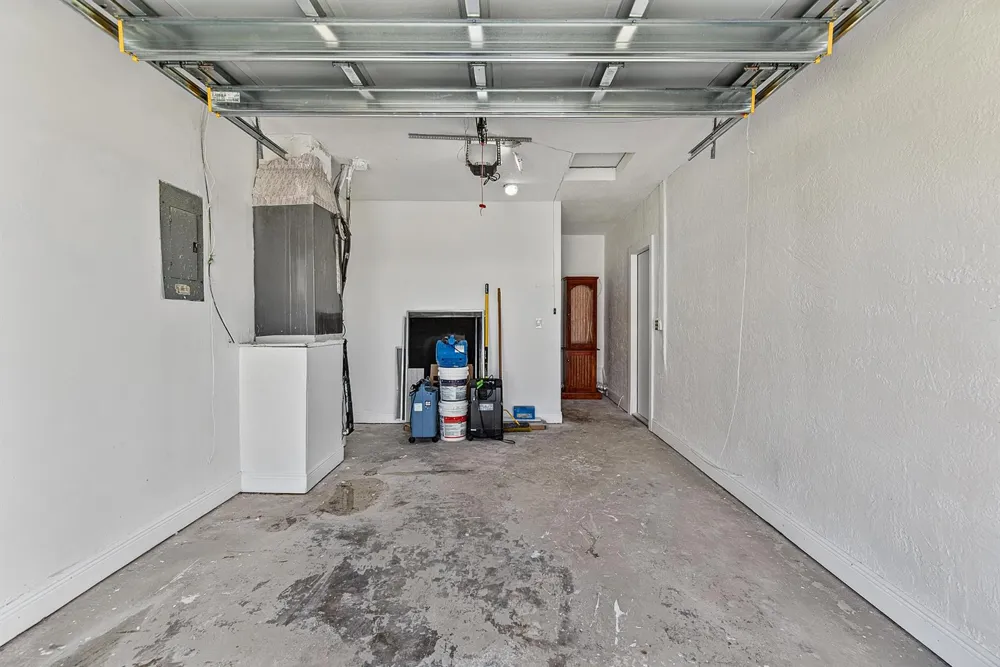 1190 NW 90TH AVENUE Plantation, FL 33322