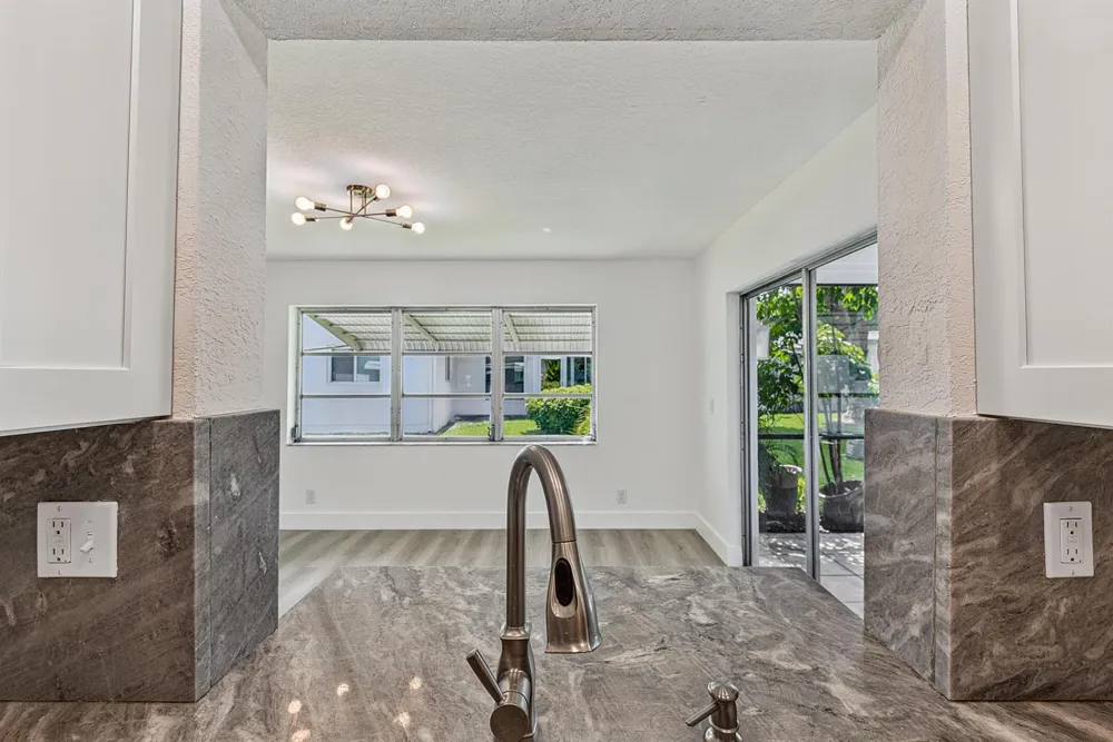 1190 NW 90TH AVENUE Plantation, FL 33322