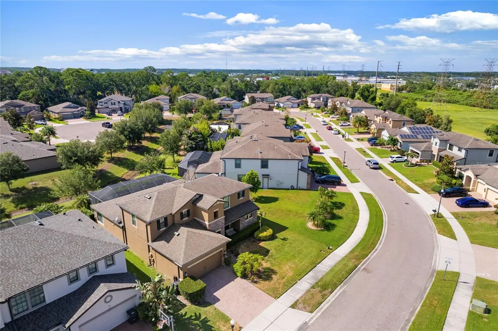 743 WELLINGTON COURT Oldsmar, FL 34677