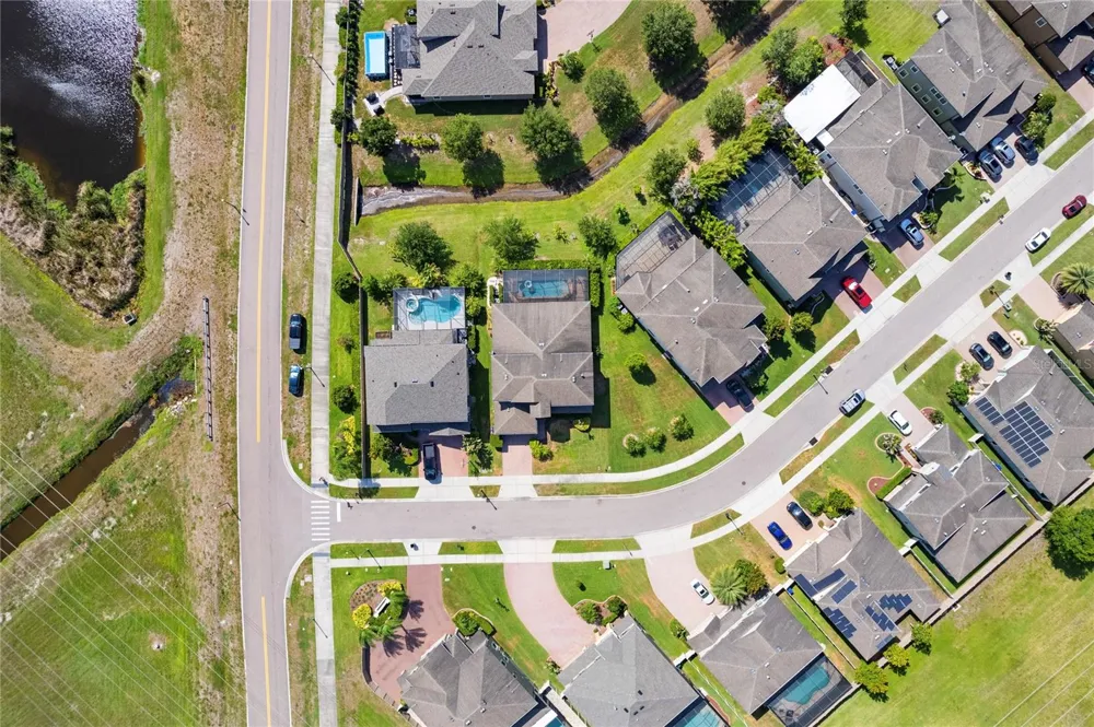 743 WELLINGTON COURT Oldsmar, FL 34677