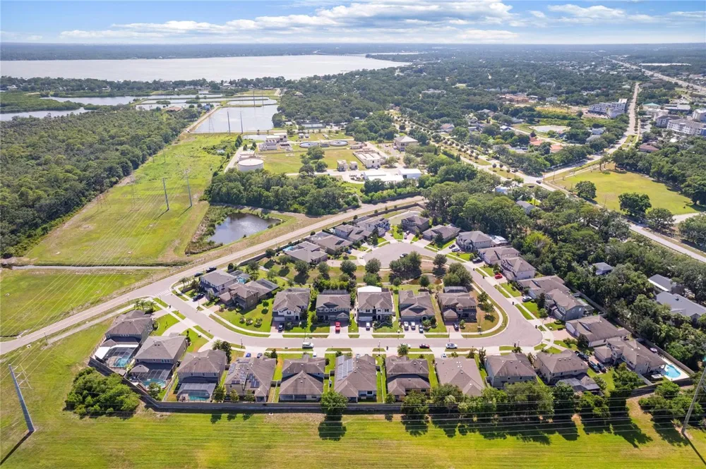 743 WELLINGTON COURT Oldsmar, FL 34677