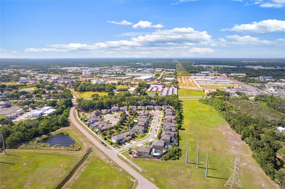743 WELLINGTON COURT Oldsmar, FL 34677