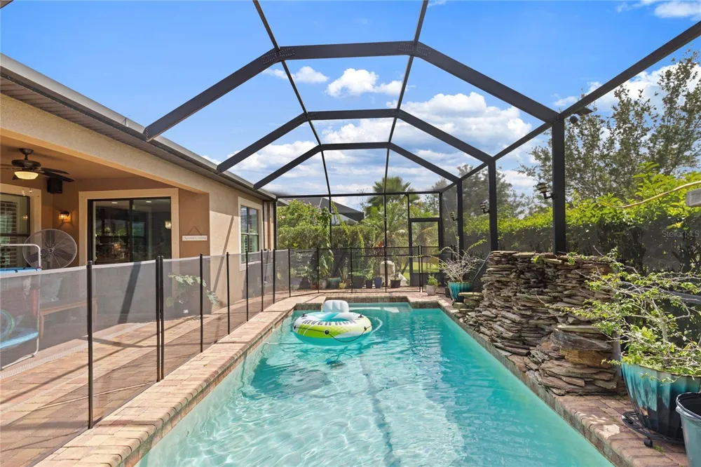 743 WELLINGTON COURT Oldsmar, FL 34677