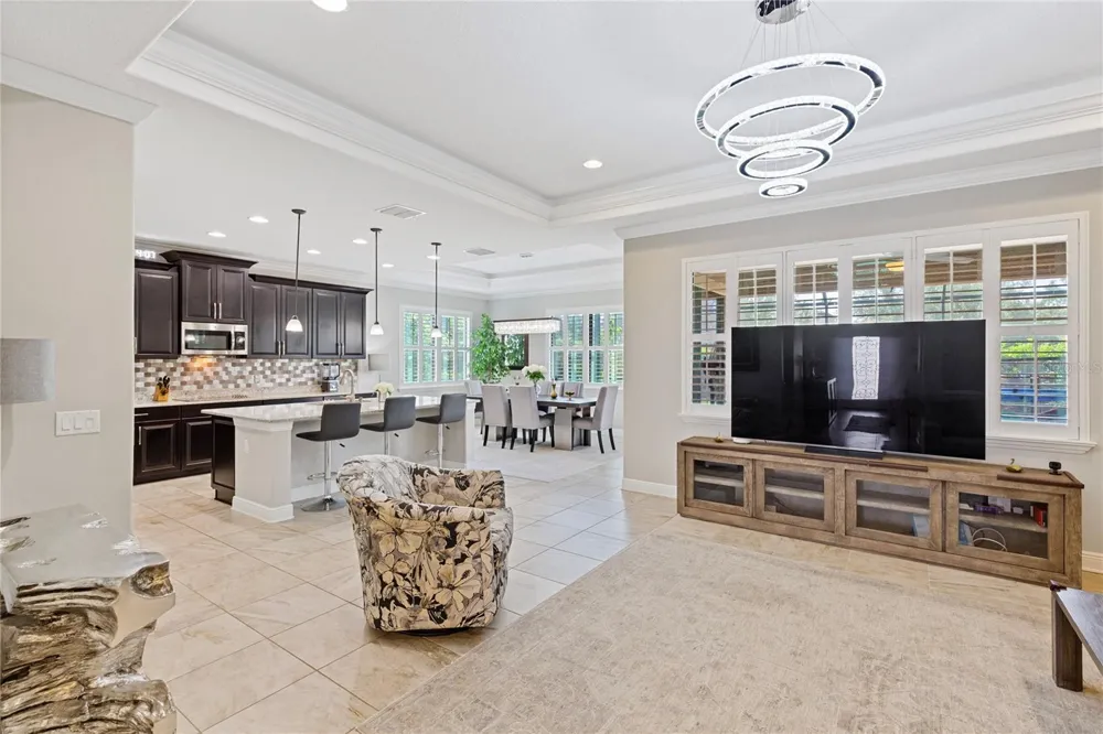 743 WELLINGTON COURT Oldsmar, FL 34677