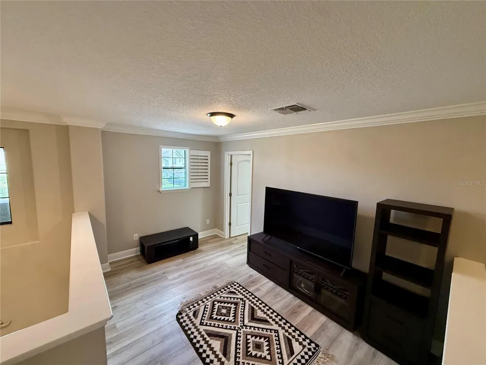 743 WELLINGTON COURT Oldsmar, FL 34677