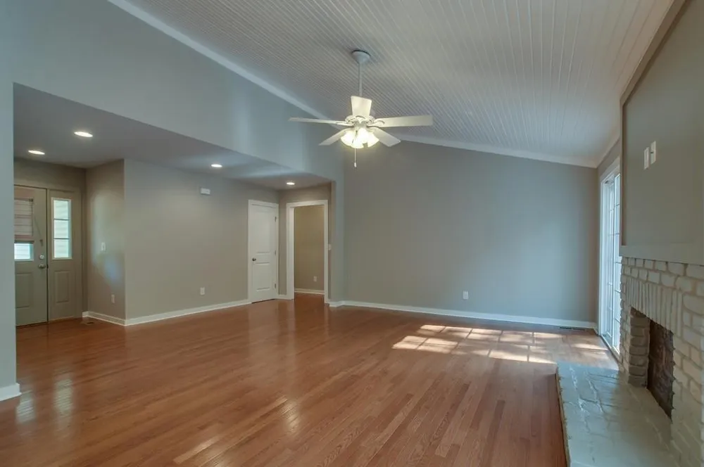 785 Harpeth Bend Nashville, TN 37221