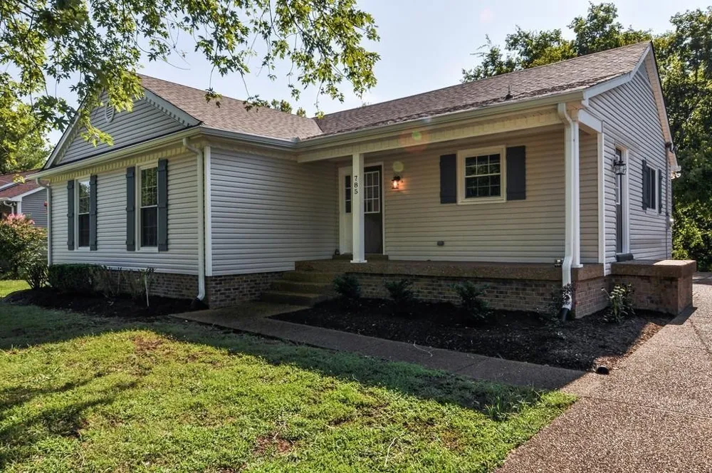 785 Harpeth Bend Nashville, TN 37221