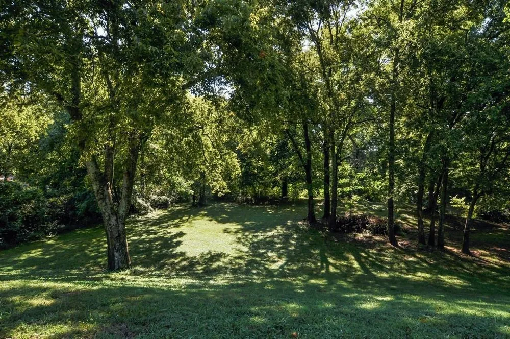 785 Harpeth Bend Nashville, TN 37221