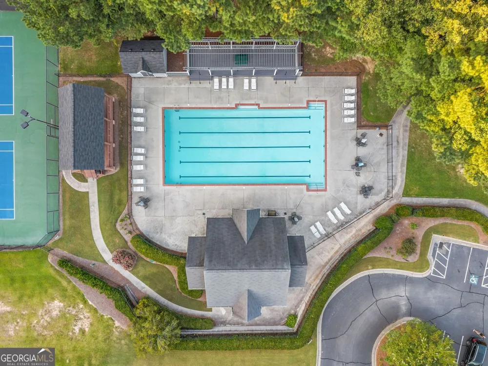 395 Amberbrook CIR Grayson, GA 30017
