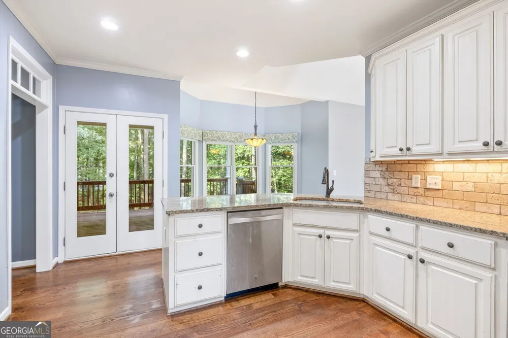 395 Amberbrook CIR Grayson, GA 30017