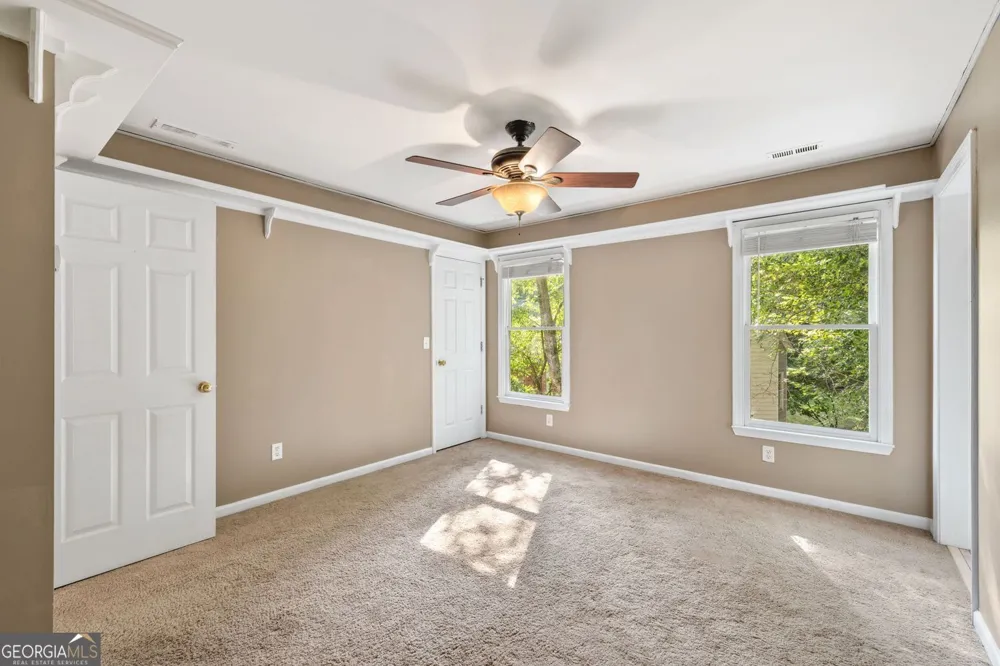 395 Amberbrook CIR Grayson, GA 30017